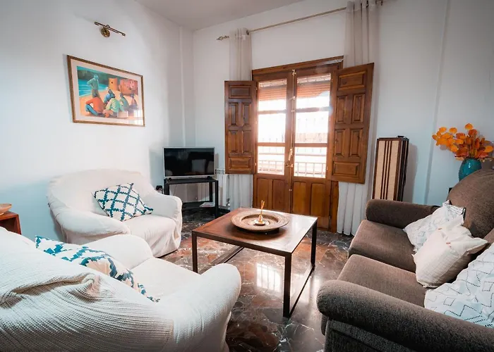 Apartamento con balcón cerca de Gran Vía, Granada centro QH Gran Vía 01